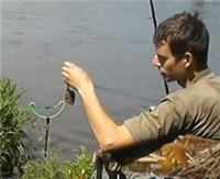 Видео «Рыбалка с Пашком» — 100 поклевок. Тест прикормки (10 выпуск)