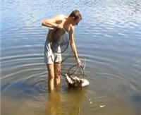 Видео «Рыбалка с Пашком» — Москва-река. Лещ (12 выпуск)