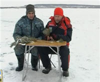 Видео «Простые радости» - Особенности зимней ловли крупного леща. Озеро Большой Еланчик