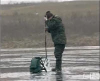 Видео "Диалоги о рыбалке" - Ахтуба. Ловля плотвы зимой
