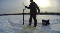 Рыбалка на реке в конце февраля — Рыбалка с дедом Маркелычем