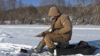 Синец со льда в марте — Рыбалка 62